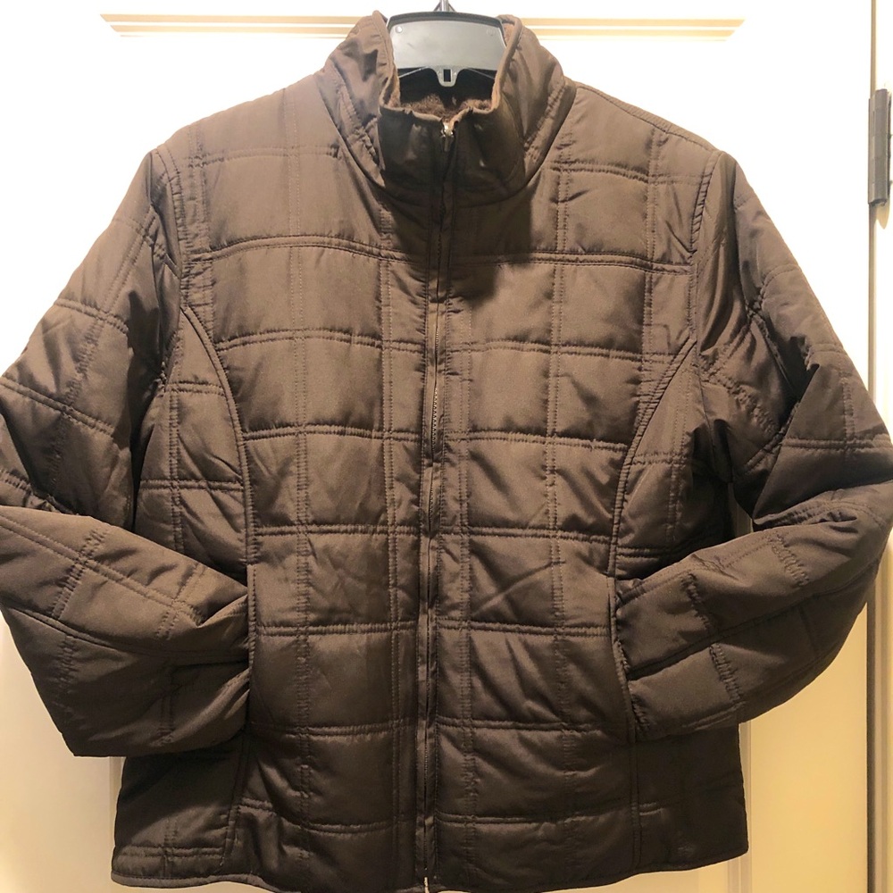 Beautiful, dark brown, reversible puffer jacket